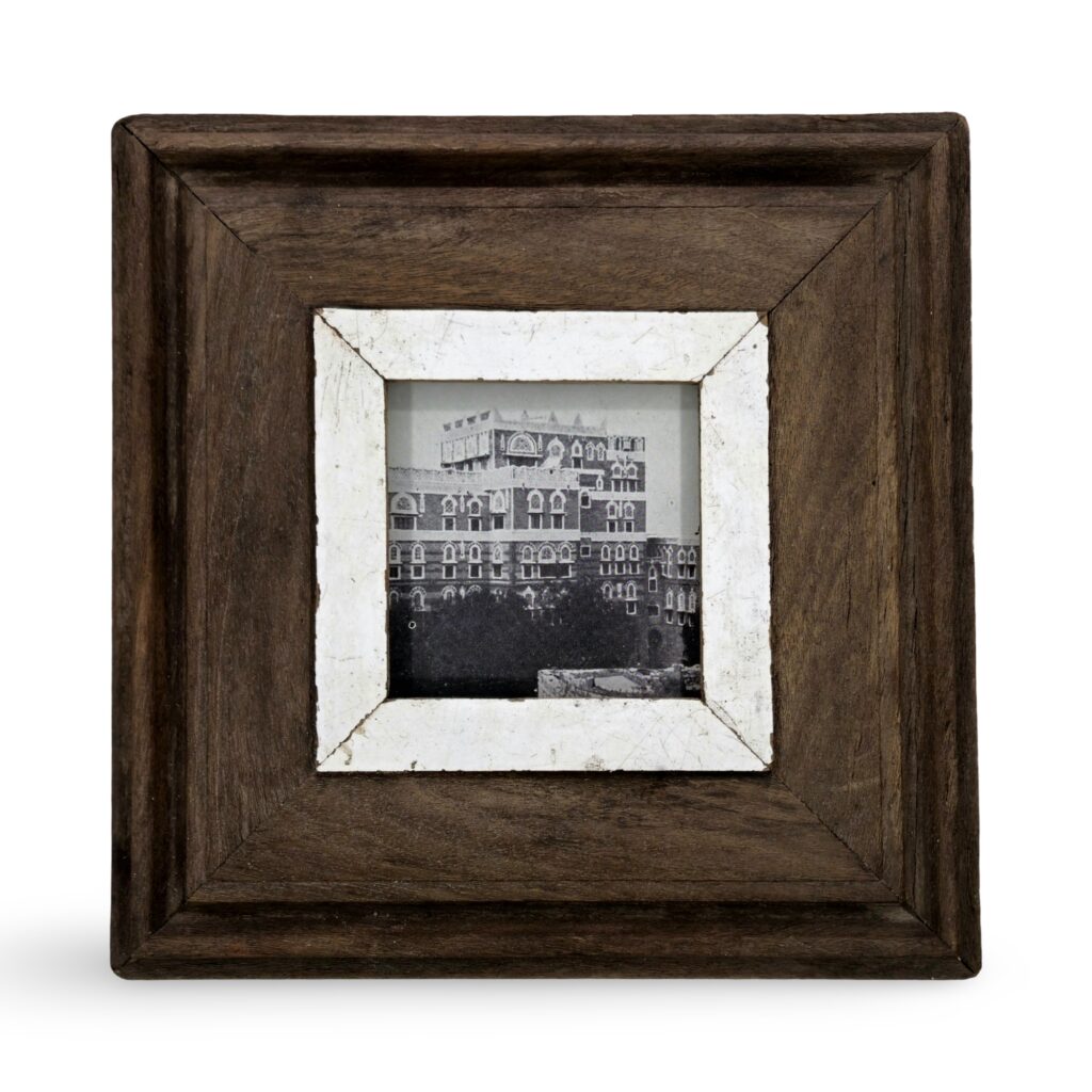 Reclaimed Wood Frame – 4x4 A6 Square – #30201
