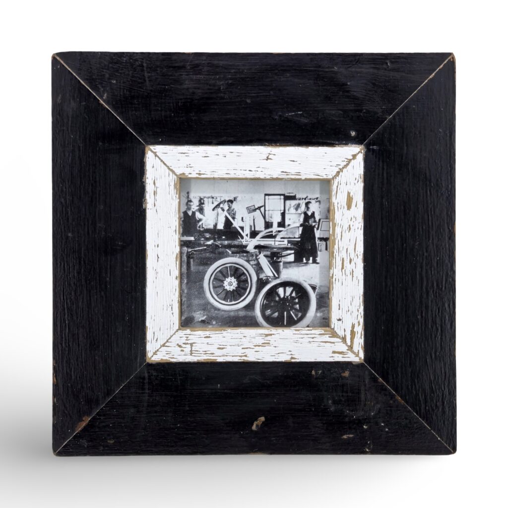 Reclaimed Wood Frame – 4x4 A6 Square – #31171